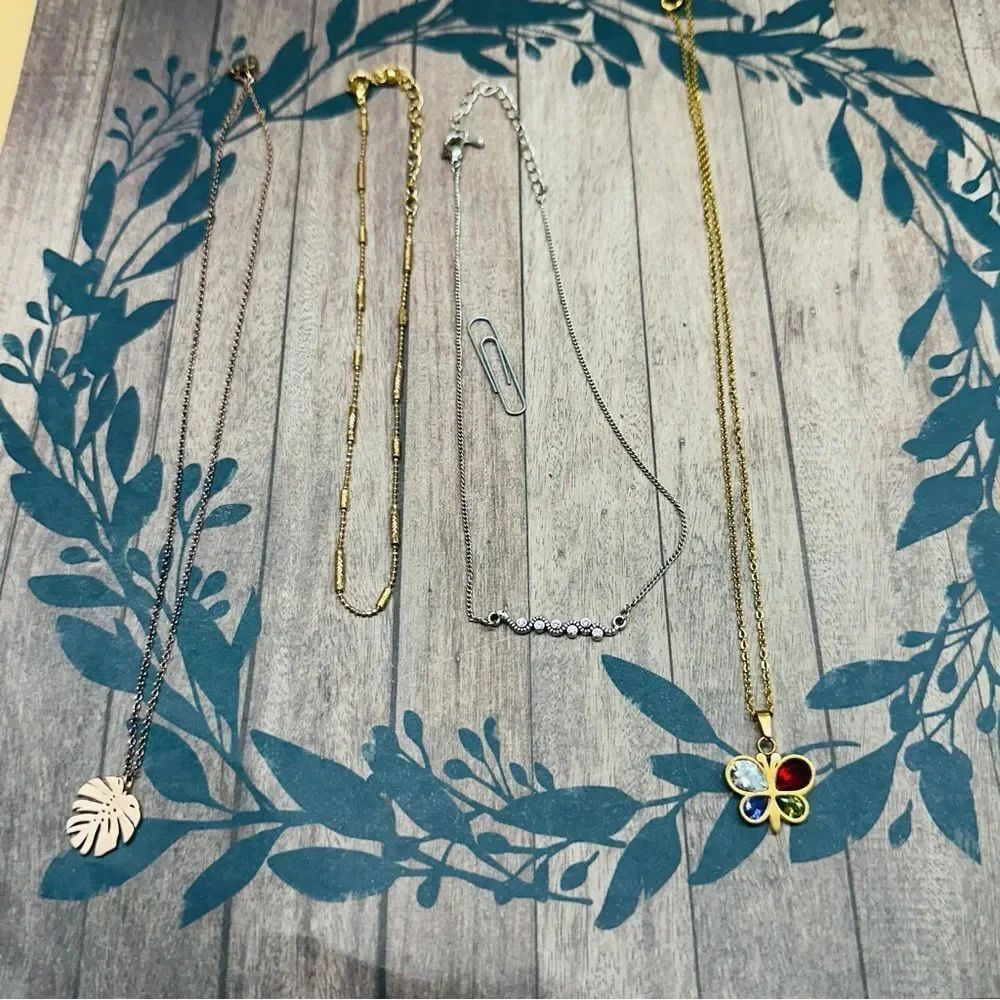 Dainty Necklace Lot Bundle B7‎